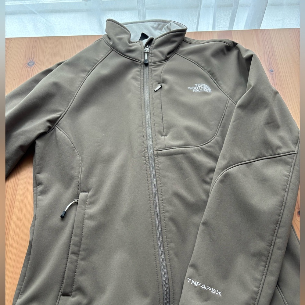 The North Face TNF Apex women’s jacket